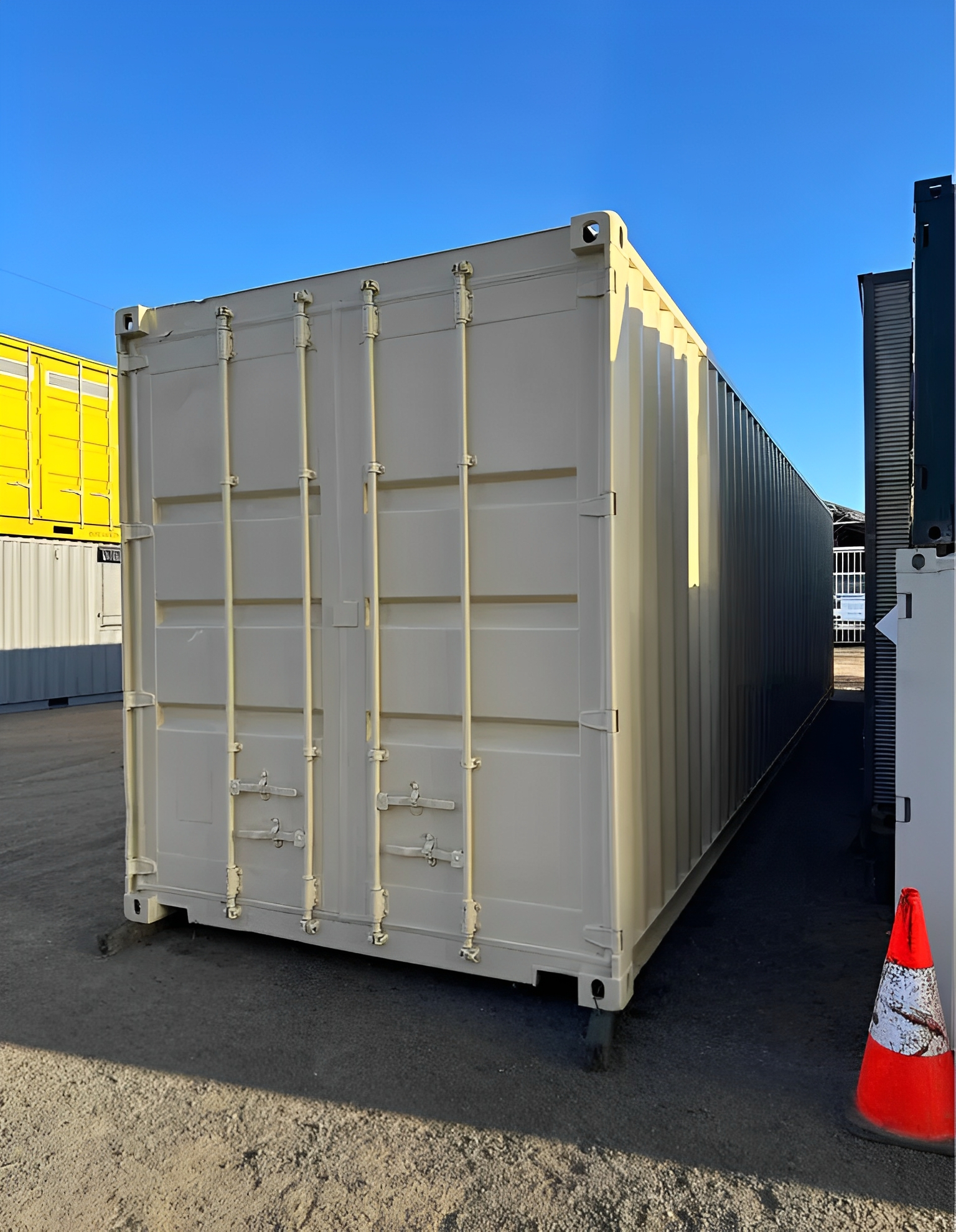 40ft Storage Container With Roll-Up Door - Image 2