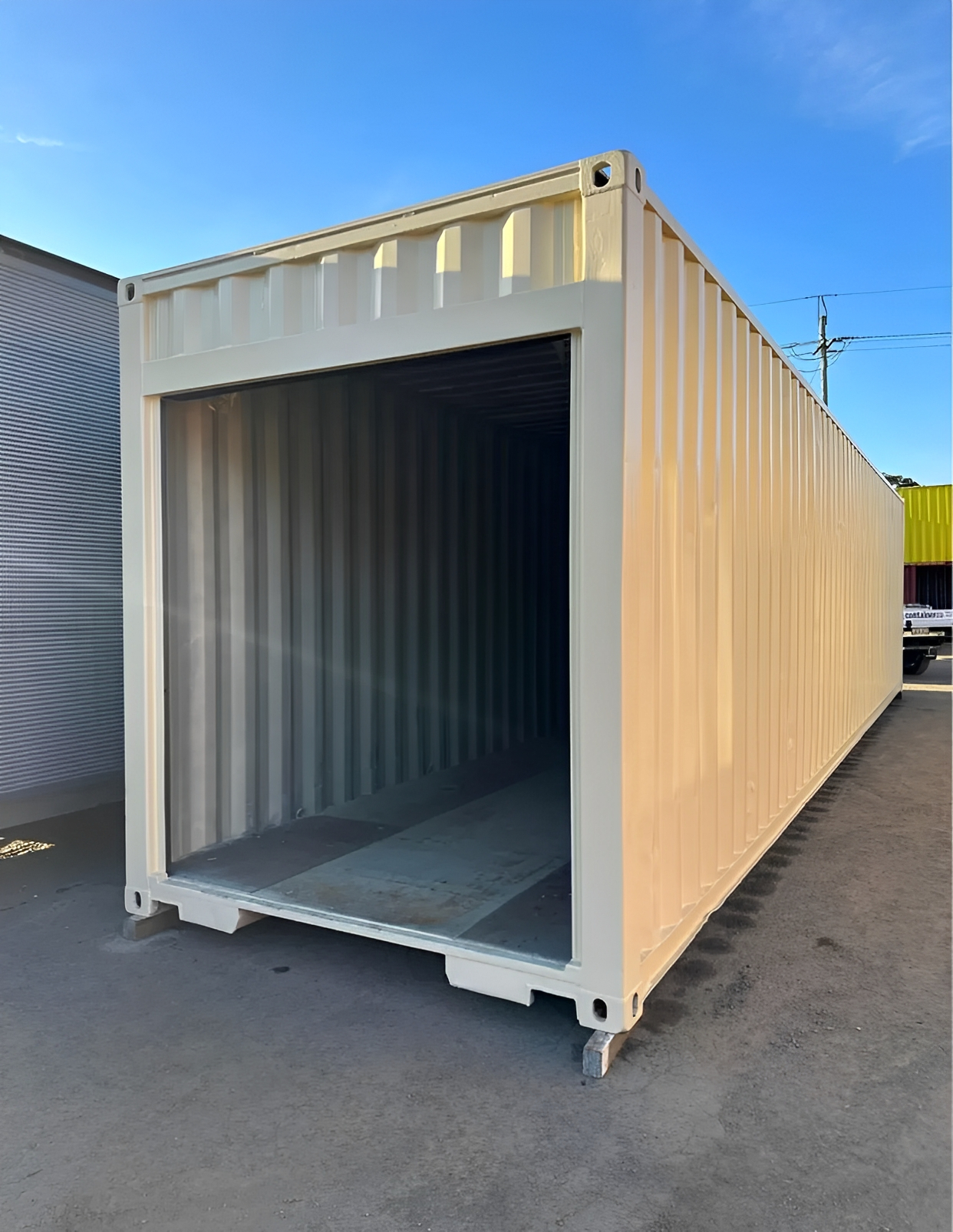 40ft Storage Container With Roll-Up Door - Image 4