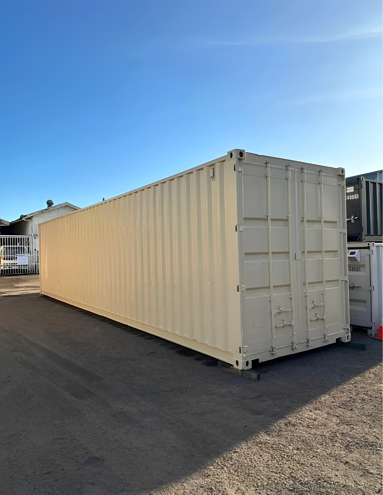 40ft Storage Container With Roll-Up Door - Image 3